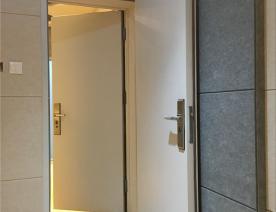 防火隔音门